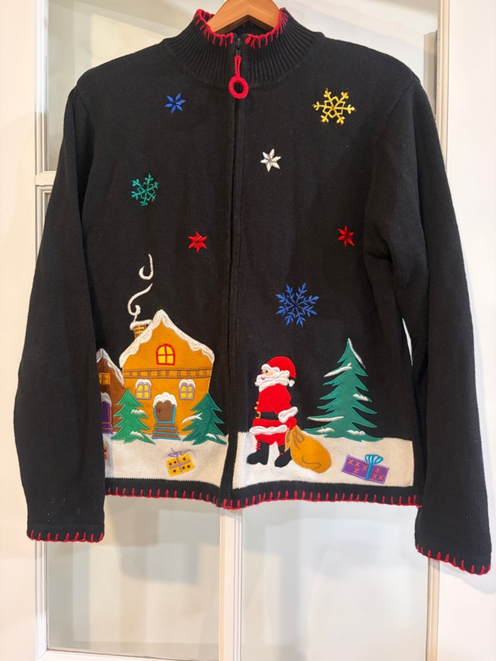 Arriviste Christmas Cardigan Festive Holiday Sweater Red Green Novelty Knit